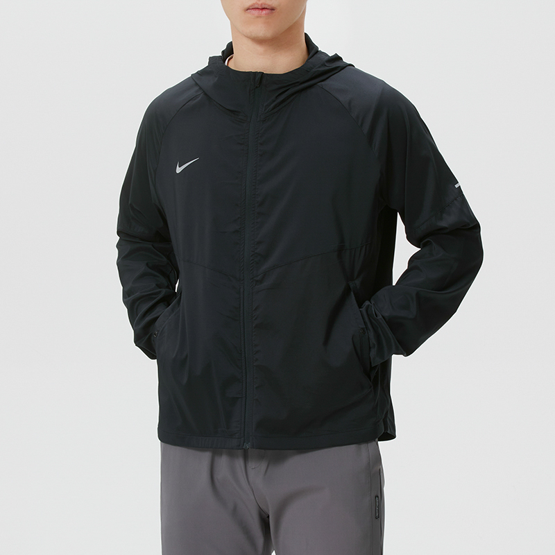 Running Gear Jacket - Nike Herren Sportswear Lauf- und Fitnesstraining-Jacke,